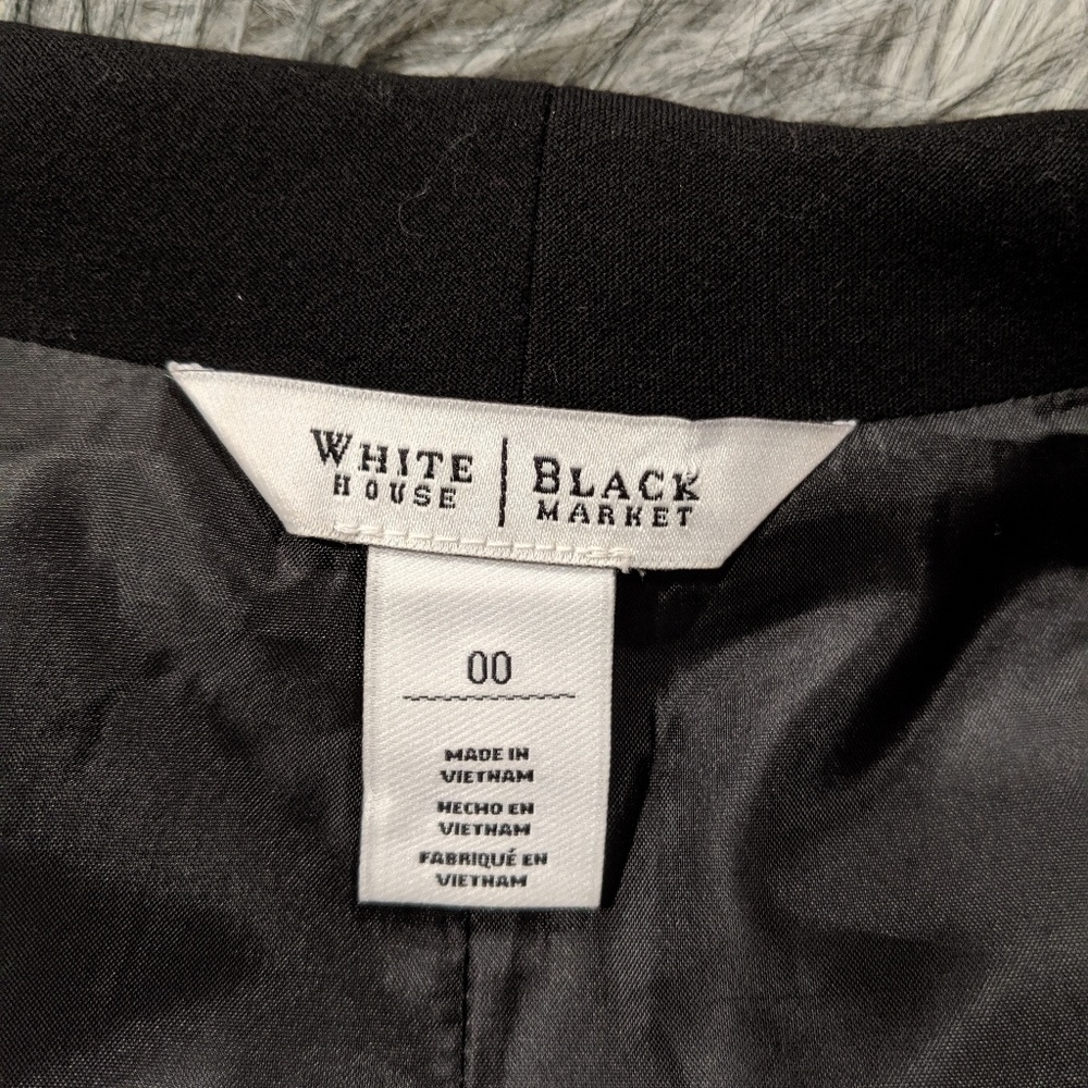 💗SOLD💗WHBM black vest - Picture 4 of 6